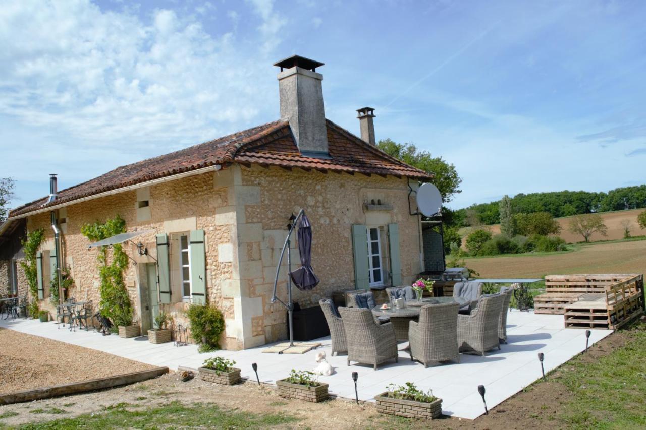 Saint-Privat-des-Prés Le Shedeauxヴィラ エクステリア 写真